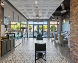 Studio near UIUC/Yugo Guest Suites E - Urbana - Lobby