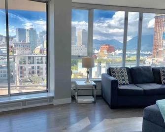 Amazing Views, Dt, Free Parking - Vancouver - Living room