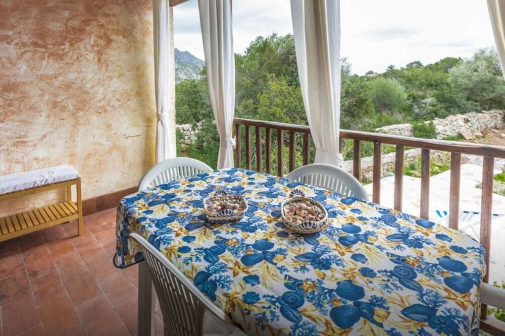 Pretty Villettina with WI-FI and Clima and private parking space in front of the house - Olbia - Spisesal