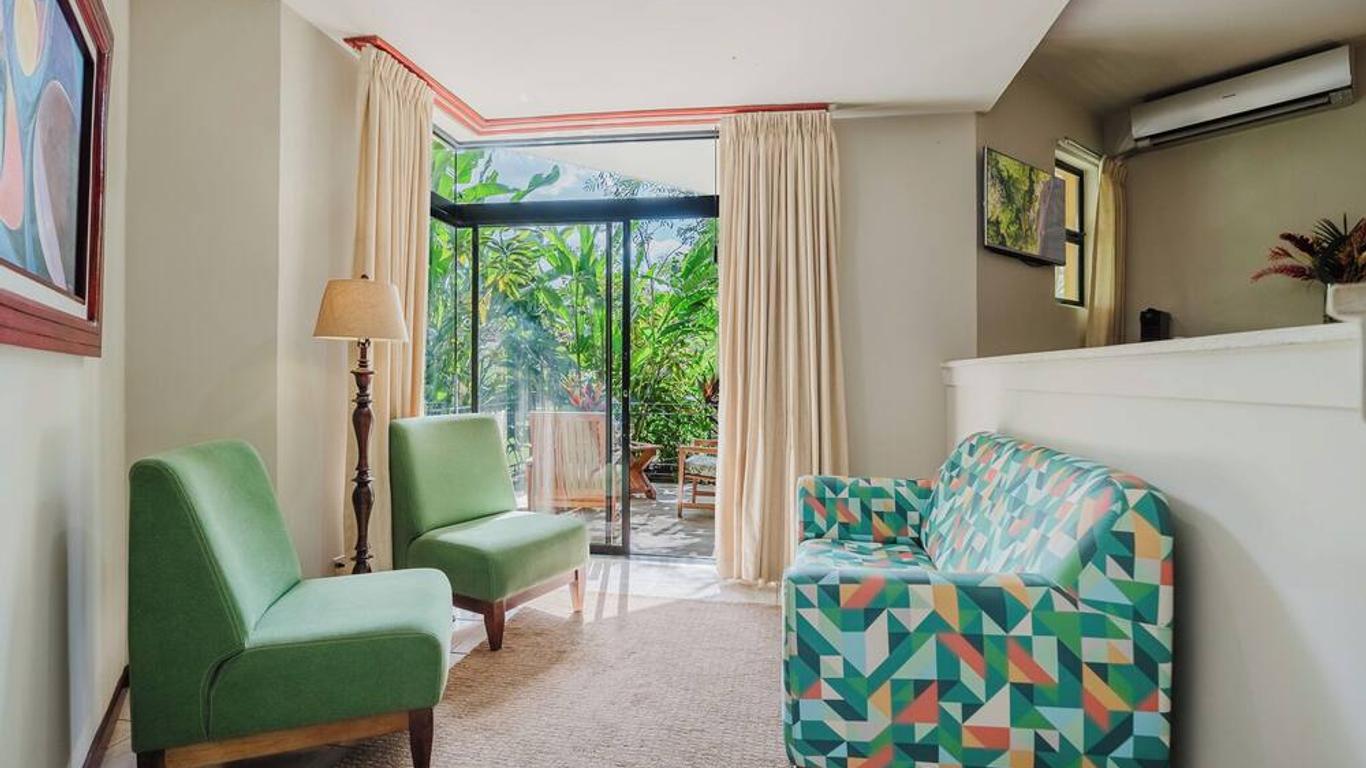 Papagayo Golden Palms Beachfront Hotel