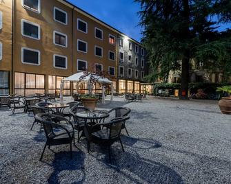 Hotel San Pancrazio - Trescore Balneario - Binnenhof