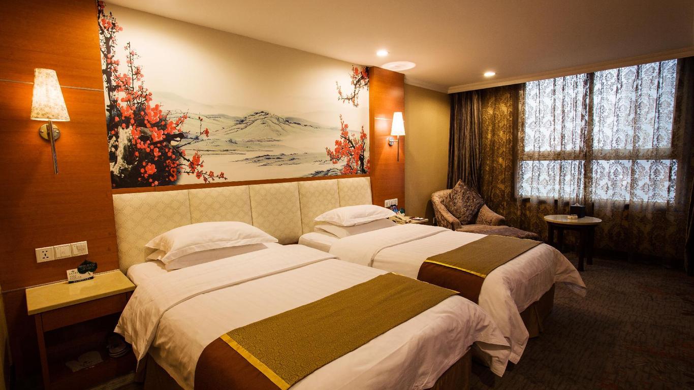 Holiday Villa Wandai Hotel