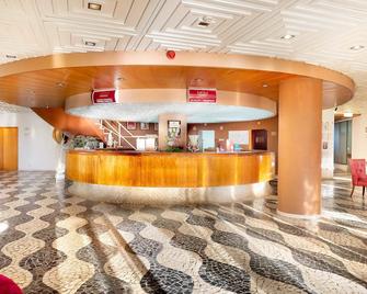 Muthu Oura Praia Hotel - Αλμπουφέιρα - Ρεσεψιόν