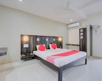 Cozy & Simple decorated Classic room in Kumbakonam - Kumbakonam - Ložnice