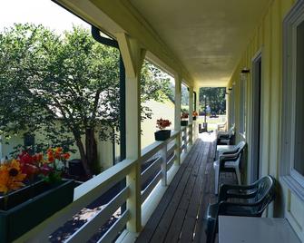 Green Valley Motor Lodge - Nashville - Balcony