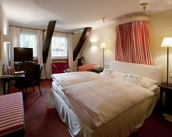 Romantik Hotel Hof zur Linde - Münster - Schlafzimmer