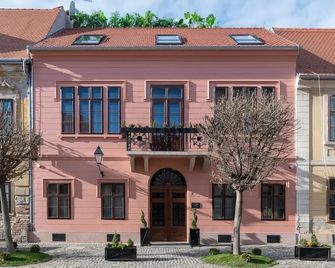 Boutique Hotel Tvrda - Osijek - Building