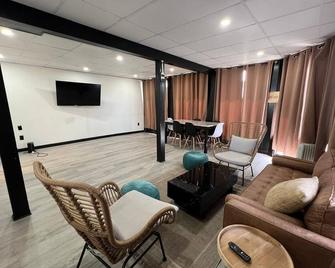 Townhouse Two Bed Suite - South Yarmouth