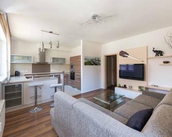 Apartsee living II. - Pilsen - Living room