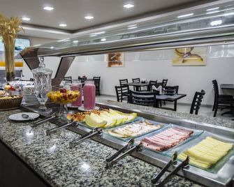 Hotel Nacional Inn Porto Alegre - Porto Alegre - Buffet