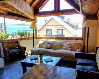 Bariloche Hostel - San Carlos de Bariloche - Living room