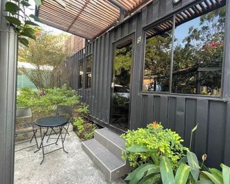 ザ キャビンズ - ラリベルタード - テラス