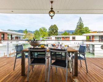 Holiday home for 6 guests with 180m² in Gwatt (58187) - Thun - Balcony