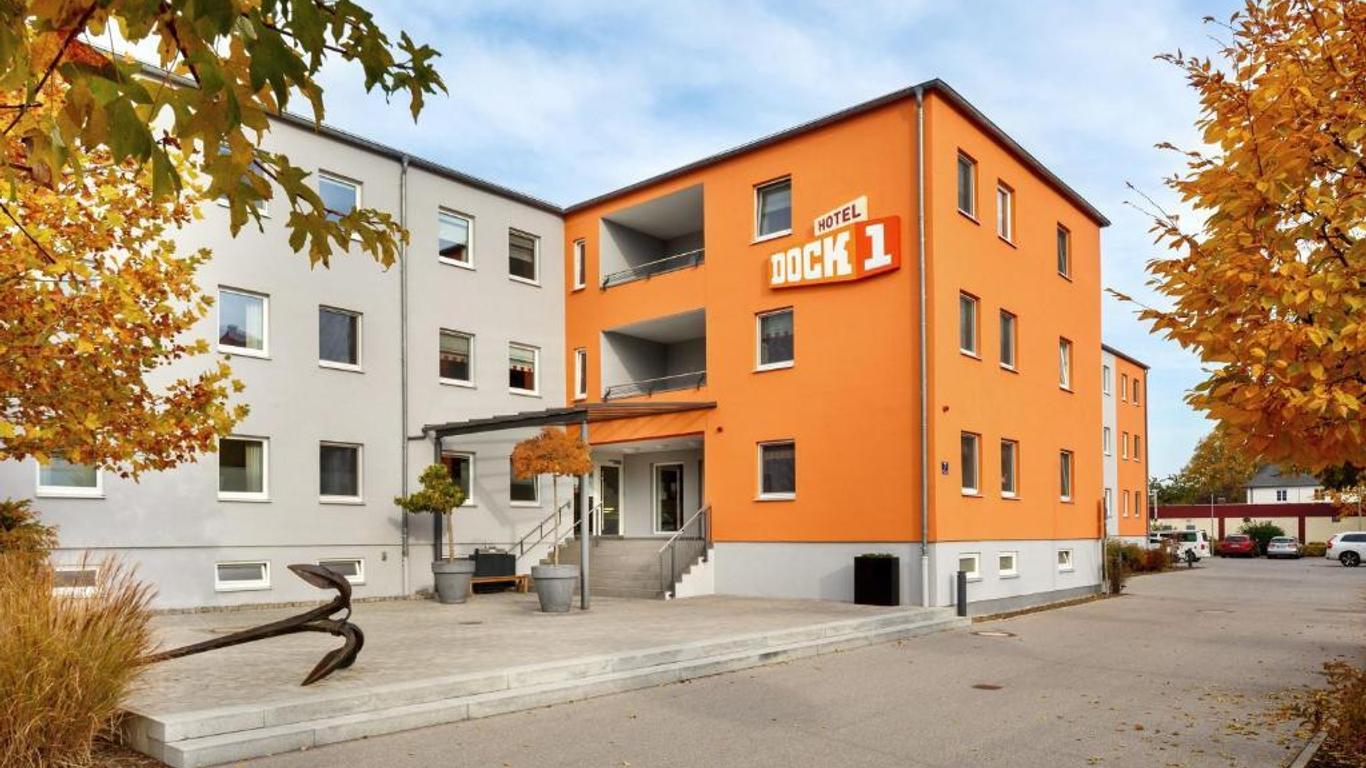 Dock1