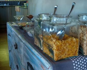 Tauhara Sunrise Lodge - Taupo - Buffet