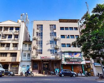 Fabhotel Rb Residency - Surat - Gebäude