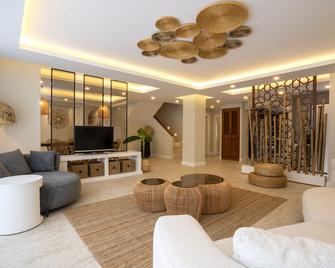 Heart De Maison - Kemer - Living room