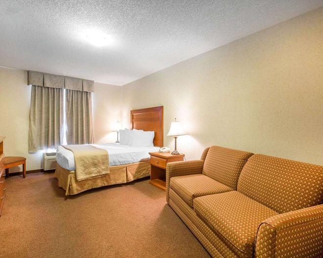 Quality Inn Suites C 105 C 1 3 2 Lethbridge Hotel Deals
