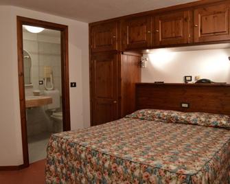 Hotel Petit Giles - Cogne - Habitación
