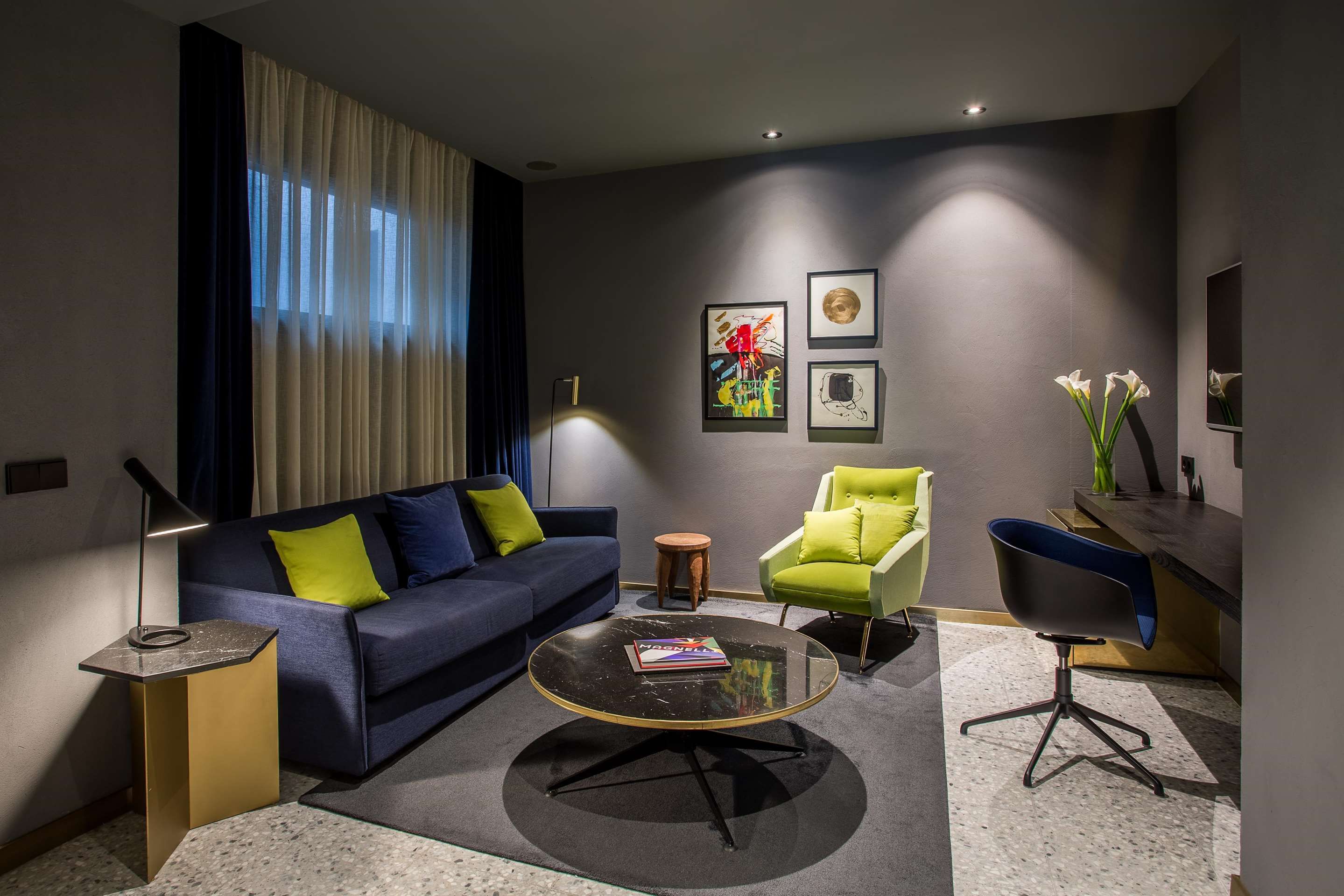 Room Mate Gerard - Barcelona - Stue