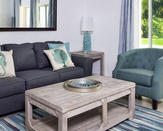 Royal Glitter Bay Villas - Holetown - Living room