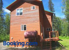 Grace And Bill's Freedom Hills - Talkeetna - Gebouw