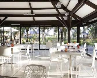 جراند هوتل مونتابو - كايين - مطعم