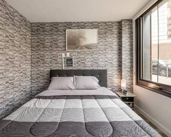 Beautiful 2 Bedroom Apt in downtown silverspring - Silver Spring - Bedroom