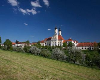 Klostergasthof Roggenburg - Roggenburg - Edificio