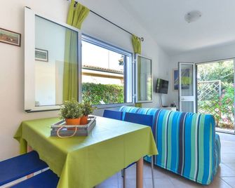 Unifamiliare Isola D'elba - Porto Azzurro - Sala de jantar