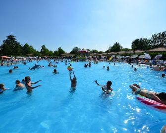 Camping Bella Italia - Peschiera del Garda