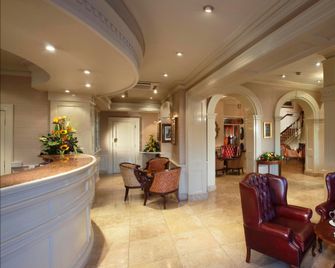 Granville Hotel - Waterford - Front desk