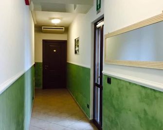 Hotel Martin - Volpiano - Gang