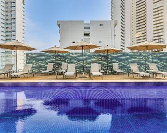 One Acapulco Costera - Acapulco - Piscina