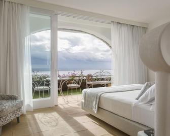 Hotel Piccolo Sant'Andrea - Praiano - Bedroom