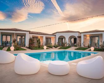 Aqua Sardinia Boutique Hotel - Budoni - Piscina