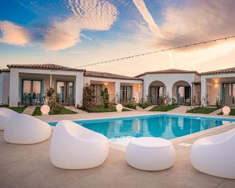 Aqua Sardinia Boutique Hotel - Budoni - Pool