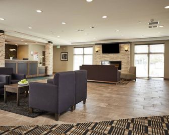 Quality Inn & Suites - Kingston - Ingresso