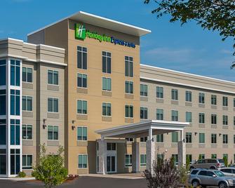 Holiday Inn Express & Suites Norwood-Boston Area - Norwood - Building