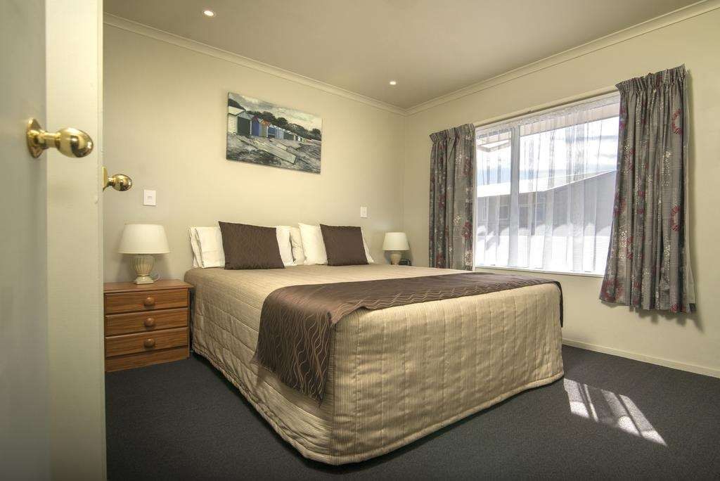 Aldan Lodge Motel - פיקטון - חדר שינה