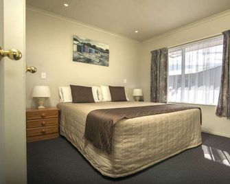 Aldan Lodge Motel - פיקטון - חדר שינה