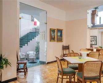 Hotel La Capannina - Genoa - Dining room