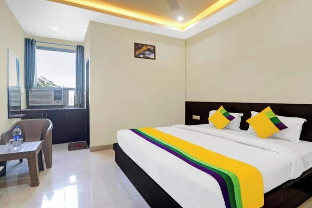 Hotel Ravi Residency - Bharatpur - Bedroom
