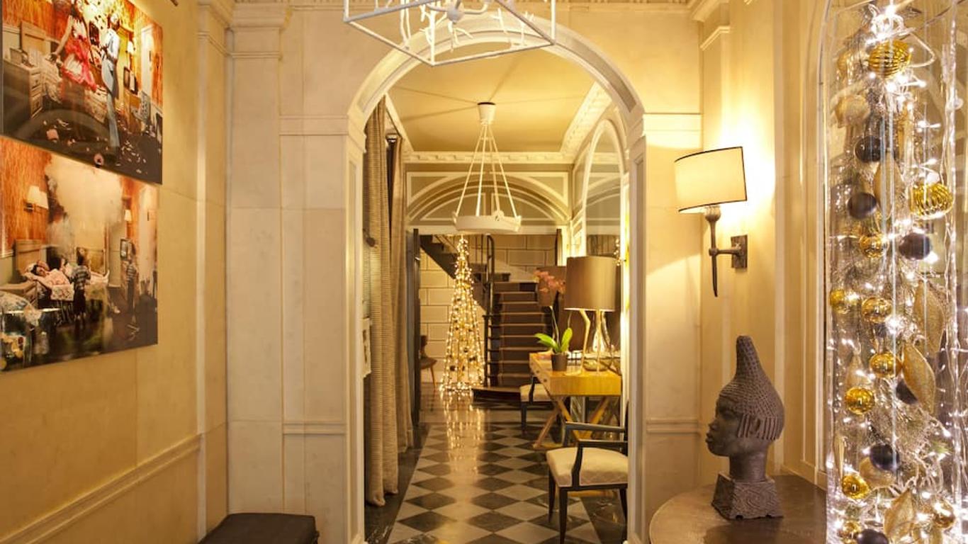 هوتل ريكامير