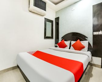 Townhouse Century Hotel - Nagpur - Makuuhuone