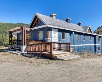 Apex Mountain Lodge - Penticton - Building