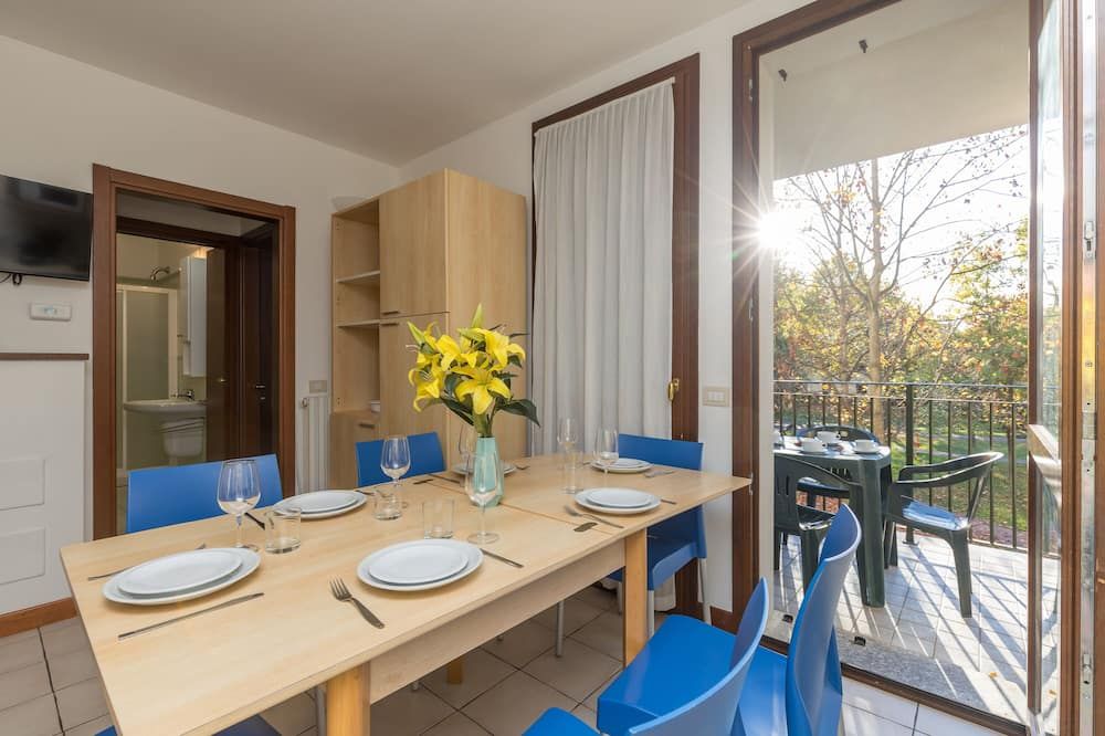 Budget Village Apartments - Porto Letizia