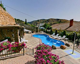 Alojamientos Rurales Benarum con Spa - Alpujarra de la Sierra - Piscina