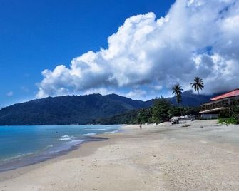 CC Beach Resort - Khanom - Beach