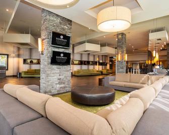 Sandman Signature Vancouver Airport Hotel & Resort - Richmond - Lobby